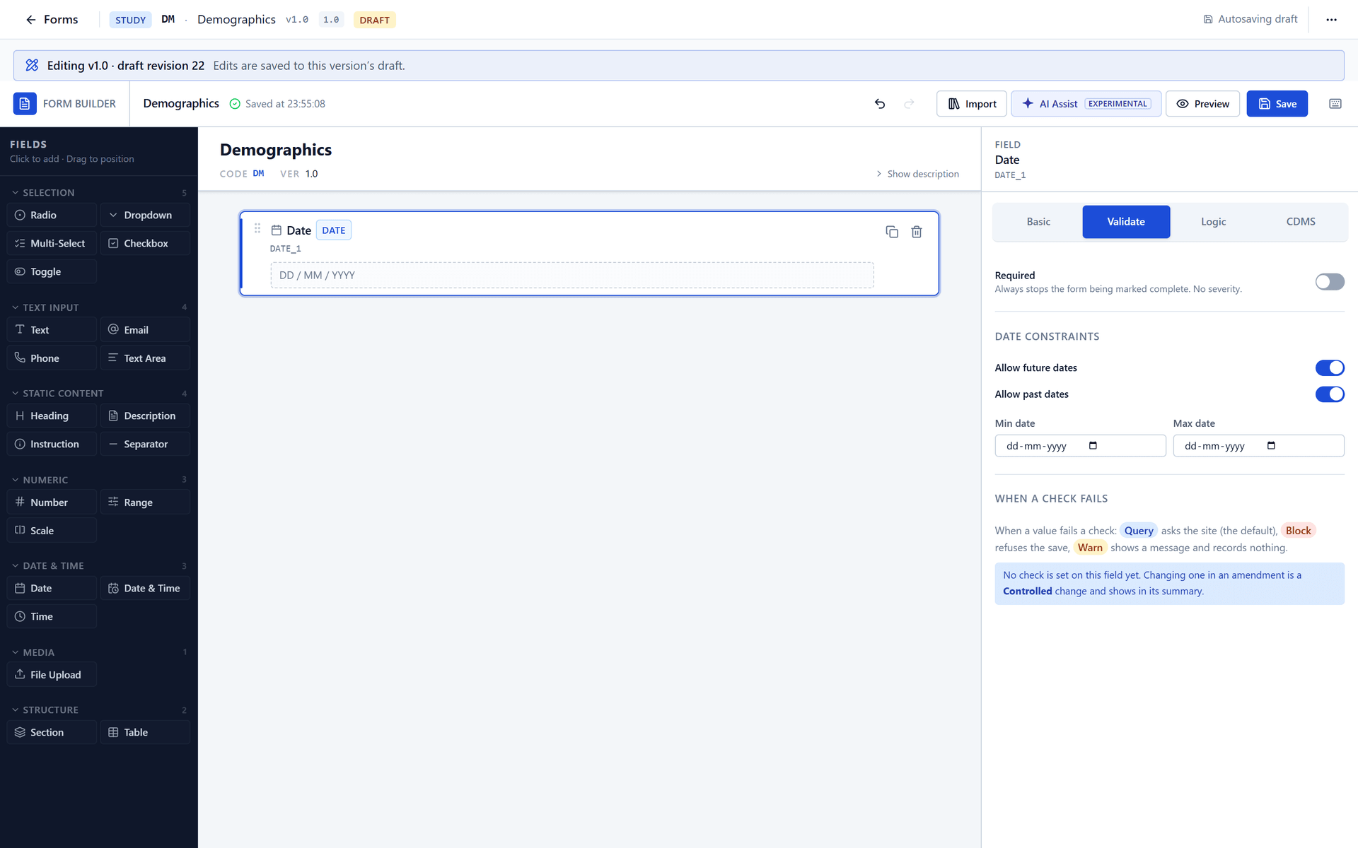 The Validate tab of a Date field: Required, Allow future dates, Allow past dates, and the earliest and latest date.